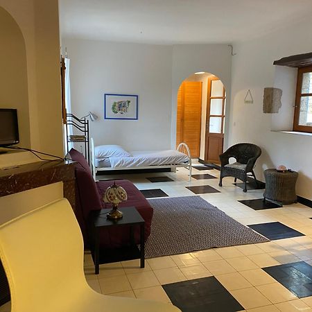 Villa Lou-Pelou à Gravieres Extérieur photo