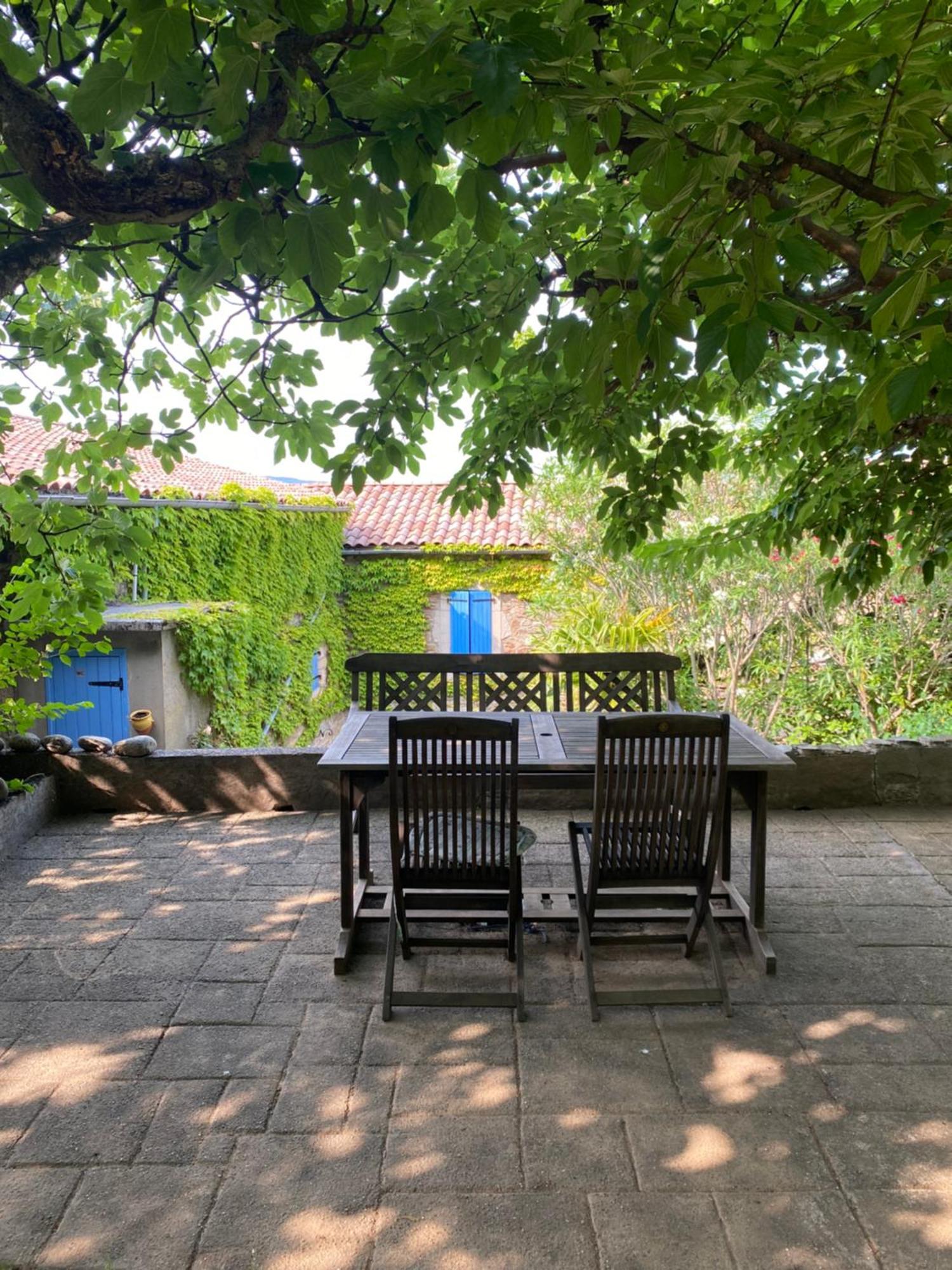 Villa Lou-Pelou à Gravieres Extérieur photo